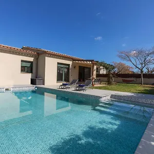 https://holiday-home-ullastreta.catalonia-hotels.com